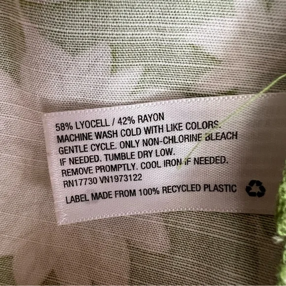 Ava & Viv Women’s X 14W Floral Balloon Sleeve Ruffle Hem Midi Dress - Picture 11 of 11